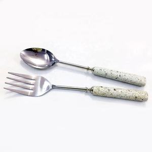 Set de service en acier inoxydable plaqué argent Set de couverts en acier inoxydable Set de couverts à manche en marbre - Product Image 1