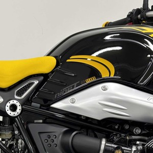 Adesivi 3D Personalizzati per Protezione Laterale Serbatoio Moto BMW R NineT - Product Image 1