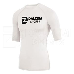 Camiseta de compresión deportiva de poliéster 100% de secado rápido personalizada para hombre, camiseta de entrenamiento de gimnasio con patrón sólido, ropa de correr en blanco - Product Image 4