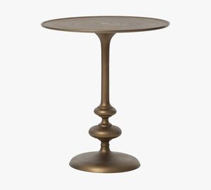 Élégante table en laiton fabriquée à la main, parfaite pour la décoration de salon luxueux et les idées d'installation de meubles de design d'intérieur classique - Product Image 1