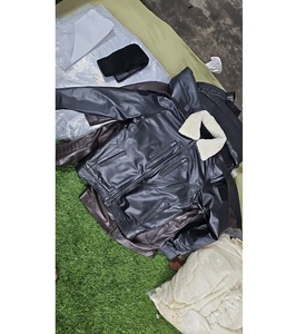 Chaqueta de cuero genuino de calidad superior para hombres diseñada con costuras clásicas, acabado suave y cómodo INTERIOR DE LA India - Product Image 1