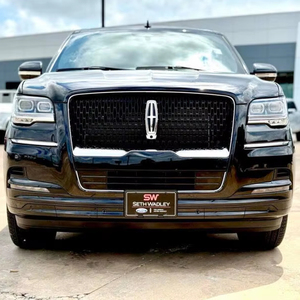 Construido estándar 2024 Lin-coln Navi-gator Reserva - Product Image 1