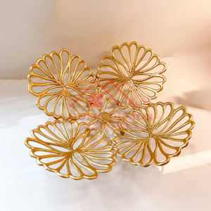 Centros de mesa/Tazón de frutas de diseño elegante para decoración de boda Tazón superventas/Tazón de flores de hoja dorada de aluminio fundido - Product Image 6