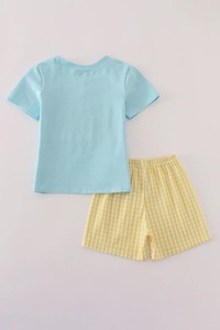 Bleu Crayon Enfants Confortable Tenue D'été Amusant Solide Motif Haut et Short Ensemble avec Fun Applique pour Garçons - Product Image 2