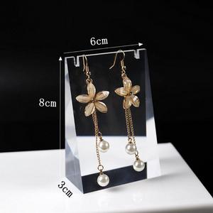 2026 Elegant <b>Clear</b> Acrylic Square Earring Try-On Stick Portable Eco-Friendly Jewelry Display Retail Live Stream Settings - Product Image 4