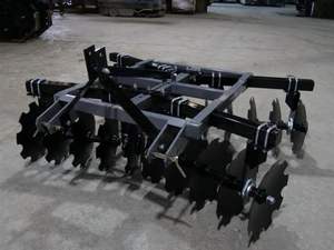 Maquinaria agrícola confiable, arado de disco de alto rendimiento para labranza agrícola, precios competitivos, engranaje de motor de bomba central - Product Image 4