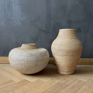 ชุดแจกันตกแต่งทำมือจากหวายสานแบบสองชิ้น เป็นมิตรกับสิ่งแวดล้อม ตกแต่งบ้านอย่างมีชีวิตชีวา - Product Image 3