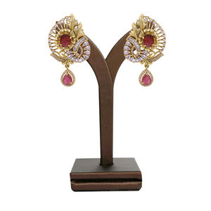 Bijoux d'imitation antiques artificiels de luxe élégants et personnalisés boucles d'oreilles en plaqué mat AD bijoux tendance de fête à la mode exportation fiable - Product Image 1