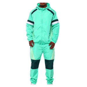 Vente en gros en usine coupe-vent unisexe en plein air survêtement cyclisme course coupe-vent OEM Service personnalisé Streetwear solide - Product Image 1