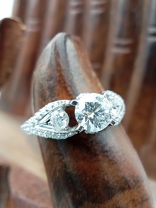 GIA ได้รับการรับรอง14K 18K แหวนทองแต่งงานหมั้นคลาสสิก1.5ct ตัด VVS ห้องปฏิบัติการปลูกเพชรสำหรับปาร์ตี้ของผู้หญิงวันครบรอบ - Product Image 6