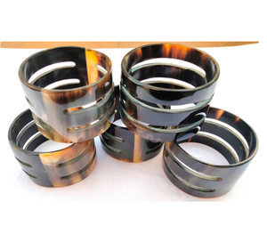 Brazalete de cuerno de diseño de moda Los mejores artículos de corte para mujeres y niñas brazalete joyería partyware y regalo de boda - Product Image 6