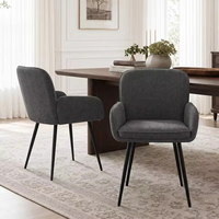 Chaise de salle à manger contemporaine en tissu gris, fauteuil rembourré avec dossier et assise rembourrés, pieds en métal noir, mobilier pour la maison et les restaurants