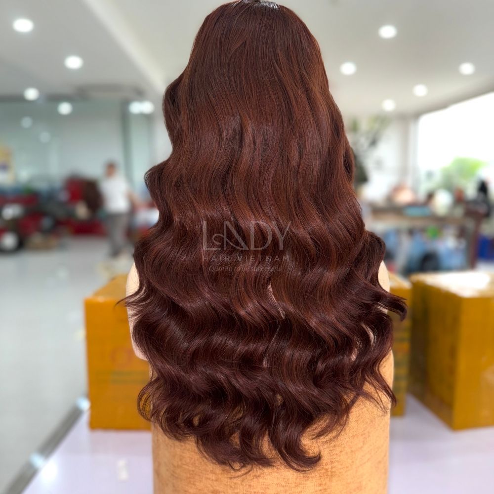 สีน้ำตาล