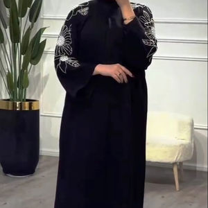 Vêtements islamiques traditionnels musulmans, élégants et modestes pour femmes, manches de créateur de qualité supérieure, abaya, caftan, robes formelles de Dubaï - Product Image 1