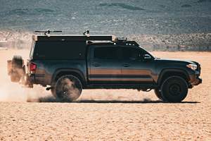 Toyota Tacoma TRD Off-Road Doble Cabina 4x4 Usada de 2018 - Product Image 3