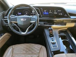 CADILLAC ESCALADE SPORT NEGRO USADO 2022 EN OFERTA GRAND TOURING 7 PLAZAS TRANSMISIÓN AUTOMÁTICA - Product Image 2