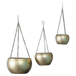 Maceta Colgante Elegante de Metal Dorado con Acabado Martillado para Exhibición de Plantas de Interior Contemporánea y Decoración del Hogar - Product Image 5