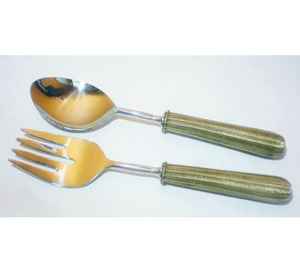 Cuillère rustique en bois et en résine époxy de la meilleure qualité pour usage fait à la main Cuillères de table à vendre - Product Image 1