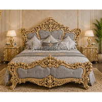 Lit royal classique très vendu, finition or antique, design opulent inspiré du rococo, bleu roi capitonné en bois de teck