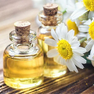 น้ำมันดอกคาโมไมล์บริสุทธิ์100% น้ำมันบริสุทธิ์คาโมมายล์น้ำมันบริสุทธิ์ดอกคาโมไมล์ - Product Image 1