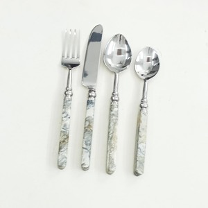 Prix raisonnable Qualité supérieure Utilisation à domicile Poignée de designer durable en acier inoxydable Ensemble de couverts de 4 pièces du commerçant répertorié - Product Image 1