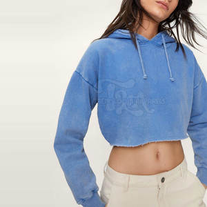 เสื้อครอปฮู้ดดี้ถักไหมพรมสำหรับผู้หญิง ดีไซน์เองได้ สีพื้น ปักโลโก้ด้านหน้า ผ้าฝ้าย 100% เป็นมิตรกับสิ่งแวดล้อม น้ำหนักเบา - Product Image 3