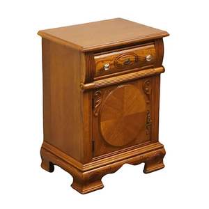 Mesita de noche de caoba tallada a mano de estilo victoriano exquisito | Mesita de noche premium a medida con cajón y gabinete de almacenamiento para El - Product Image 2