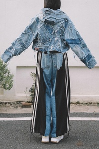 OEM แจ็กเก็ตยีนส์สไตล์ยีนส์สำหรับผู้หญิงแจ็กเก็ตเดนิมโอเวอร์ไซส์สีตามสั่งสำหรับฤดูใบไม้ร่วง - Product Image 4