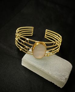 แหวนอัญมณีทองเหลืองชุบทองธรรมชาติทำด้วยมือสไตล์ดั้งเดิมเครื่องประดับสำหรับงานแต่งงานแบบฝาโลหะไม่เหมือนใคร - Product Image 4