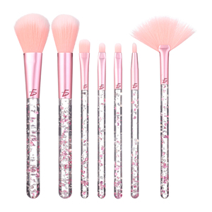 Set di 7 Pennelli Professionali per Trucco Kawaii, Setole Sintetiche Morbide, Pennelli a Ventaglio con Finitura Scintillante per il Viso - Product Image 4