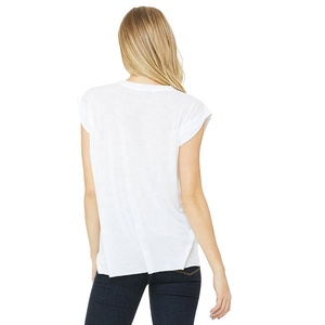 Bella Canvas 8804, camiseta de músculo fluido para mujer con puño enrollado, ajuste drapeado relajado, puño enrollado, dobladillo inferior crudo, camiseta transpirable fluida - Product Image 3