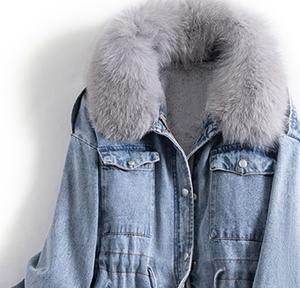 Vente en gros de vestes parka en jean longues tendance pour femme, vestes de haute qualité avec 2 poches poitrine, vestes à capuche en fourrure - Product Image 4