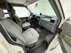 Volkswagen Euro-Van Campermobile d'occasion de 1995, conduite à gauche, origine américaine - Product Image 4