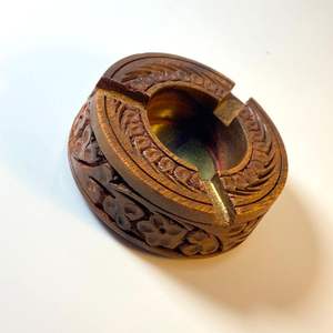 ที่เขี่ยบุหรี่ไม้แกะสลักทำด้วยมือที่เขี่ยบุหรี่ทำด้วยมือไม้ที่ทำด้วยมือสวยงาม - Product Image 3