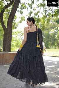 La plus belle impression numérique Leheriya fonctionne avec kutchi Patchwork en fausse Georgette Long Anarkali Readymade Fancy Gowns Design - Product Image 3