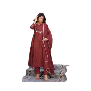 Exclusivo Mal Chanderi Anarkali Kurti Bottom con Dupatta Collection Ropa India pakistaní Precio al por mayor Ropa de fiesta informal - Product Image 1