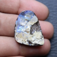 24.00 Carat Australien Boulder Opal Druzy Cabochon Naturel Fantaisie Forme Gemme 23X19X6MM pour la Fabrication de Bijoux
