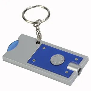 Portachiavi Personalizzato 11901 con Luce e Token, Moschettoni e Portachiavi Promozionali - Product Image 1