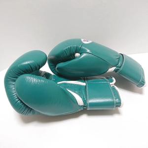High Quality Affordable Winning Green <b>Velcro</b> Boxing Training Gloves in Customised Size Color and Design for Boxing Competition - Product Image 6
