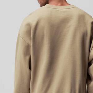 Sweat-shirt à col rond 6XL pour hommes confortables Matériau polaire durable pour la superposition d'hiver Motif imprimé brodé - Product Image 5