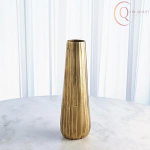 Jarrón de Metal de Lujo para Mesa con Diseño Elegante y Construcción Robusta, Ideal para Arreglos Florales y Decoración - Product Image 2