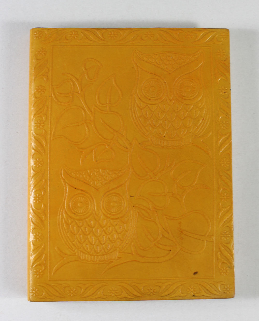 สีเหลือง