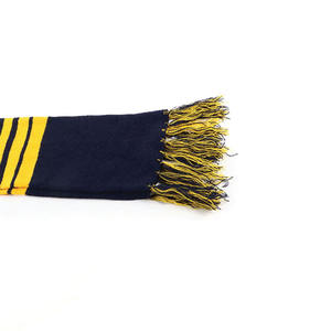 Bufandas de fútbol de moda superior Patrón impreso personalizado Alta calidad Producto del fabricante más vendido Precio al por mayor Invierno - Product Image 2