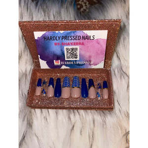 Blue Snake Skin Press on Nail Art Unique and Eye-catching Design - Product Image 2