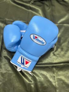 Guantes de boxeo con cordones ganadores de Sky-Blue para competiciones de gimnasio y puñetazos Guantes de boxeo de cuero genuino para adultos 2017 - Product Image 6