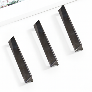 Tirador de Muebles Moderno y Minimalista de Aluminio Negro para Cajones de Cocina, Dormitorio, Baño, Armarios y Cómodas - Opción Sostenible - Product Image 1