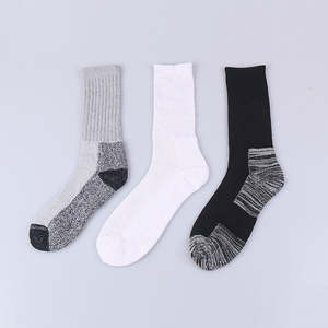 OEM Design <b>Sock</b> <b>Men</b> Pattern Logo Customize Cotton Self Heating <b>Thermal</b> Best Quality Breathable Unisex Crew Logo <b>Socks</b> - Product Image 5
