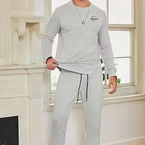 Haute qualité hommes à manches longues entraînement Gym survêtement personnalisé OEM vente en gros solide motif respirant grande taille hiver ensembles - Product Image 3