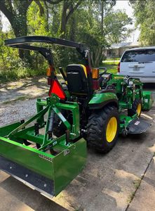 Meilleure vente de tracteur à roues John Deeere 2025R Mini 4x4 tondeuse à gazon multifonctionnelle et tracteur agricole avec moteur 25HP et 4WD - Product Image 4