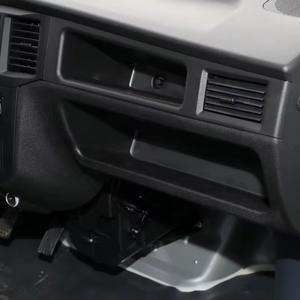 Véhicule utilitaire de transport multi-places Wuling 2025 à forte demande – Petit fourgonnette de fret et de passagers avec moteur essence 1.5L - Product Image 2